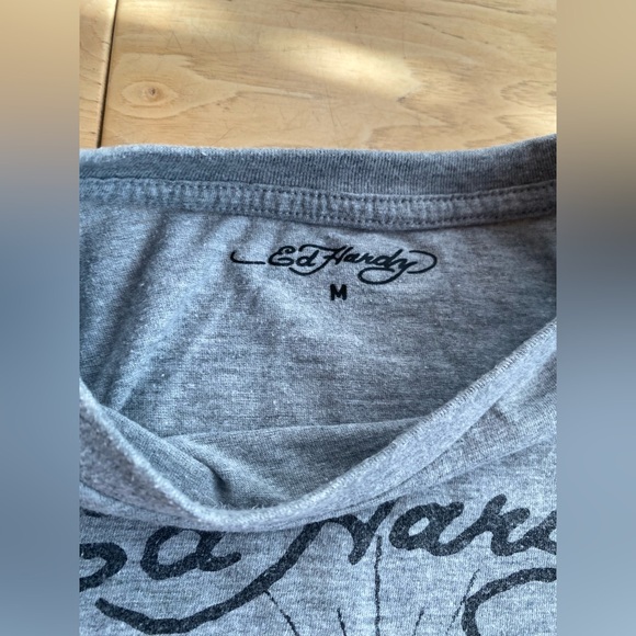 Ed Hardy Women’s Baby Tee - Picture 3 of 4